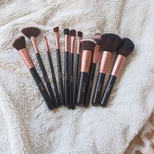 🌷3/15🌷Bestope makeup brushes - set of 11